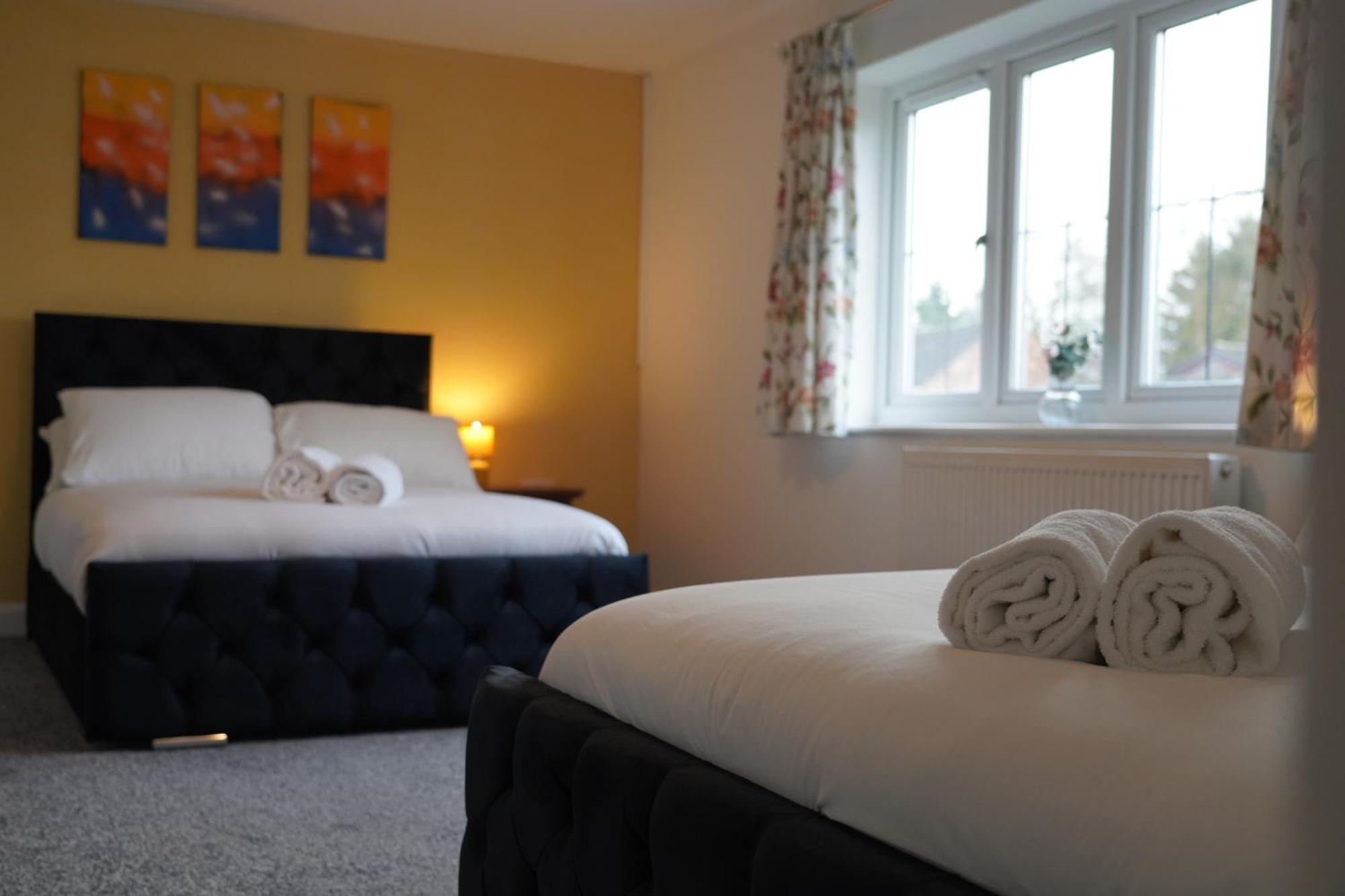 8 Double Beds In A 5 Bedroom House, Pets Welcome Epworth Exterior foto