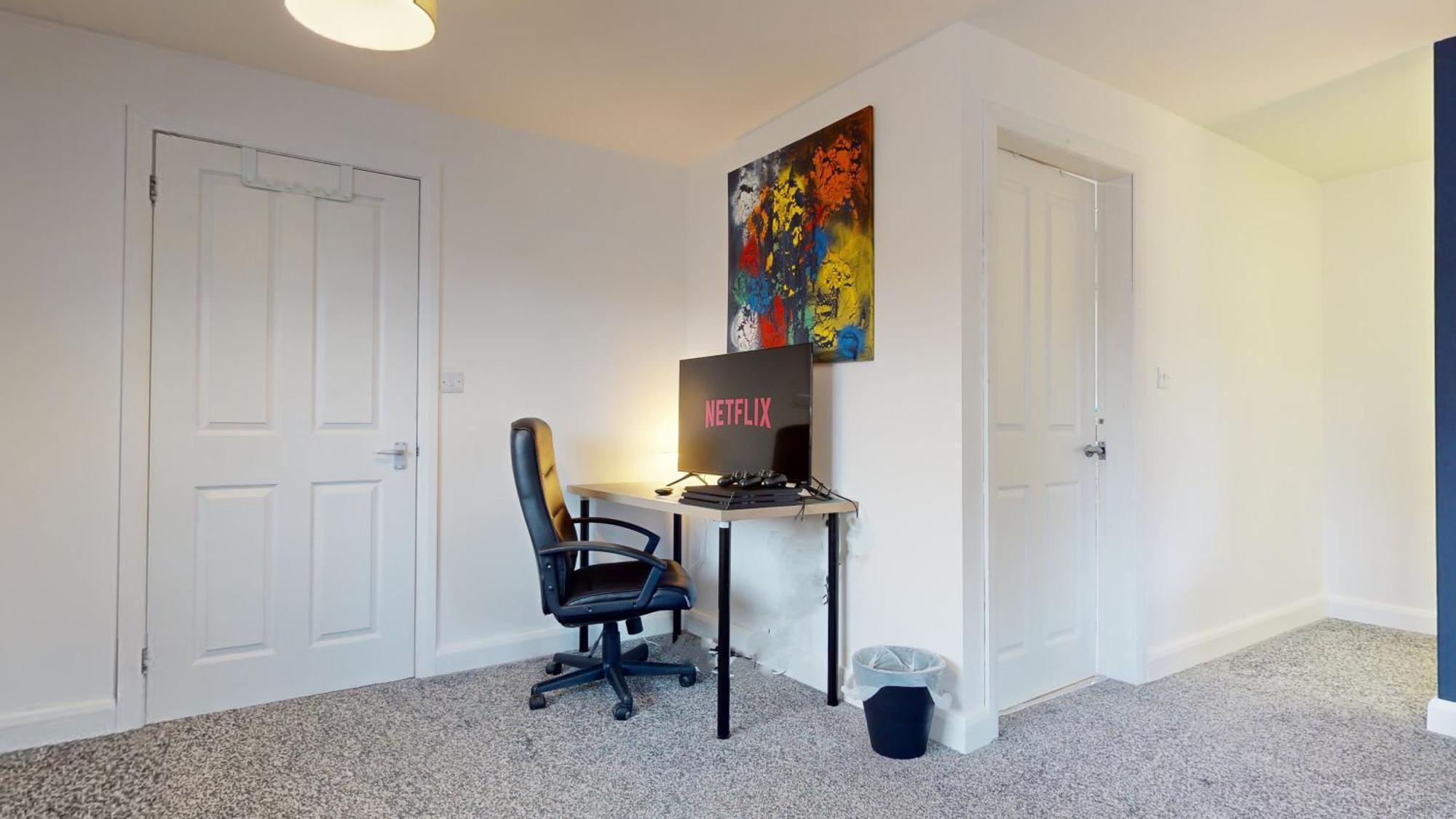 8 Double Beds In A 5 Bedroom House, Pets Welcome Epworth Exterior foto
